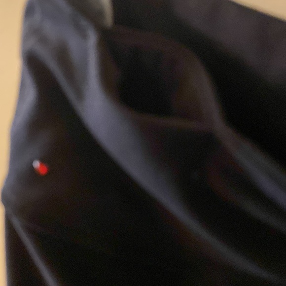 000 Lorna Jane black leggings with netted areas - size medium - Picture 3 of 11